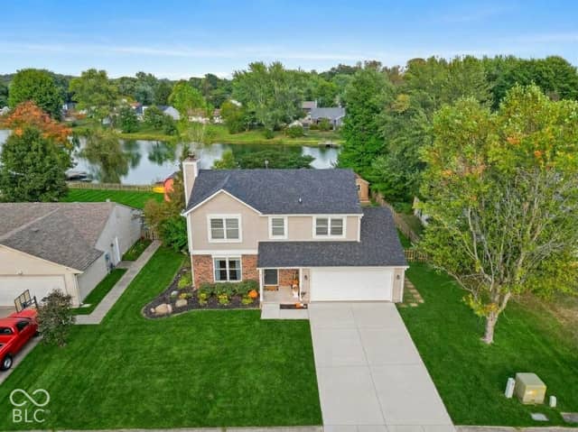 8465 Summertree Lane, Indianapolis, IN 46256, photo 3 of 23