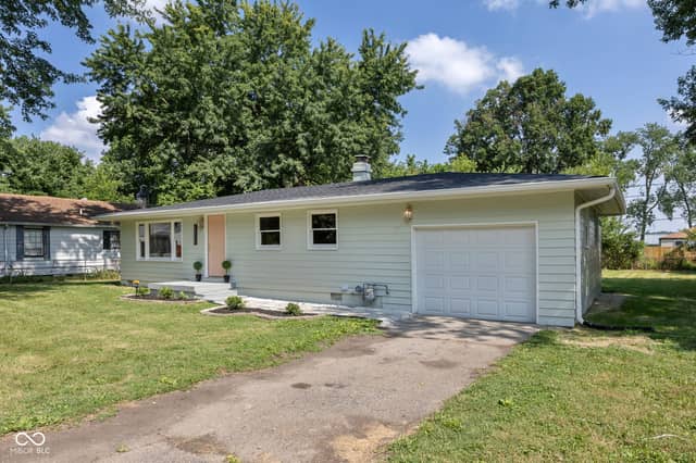 4812 W Caven Street, Indianapolis, IN 46241, photo 3 of 34