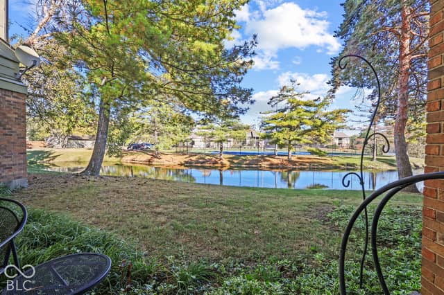 4311 Village Parkway Circle W #2, Indianapolis, IN 46254, photo 3 of 27
