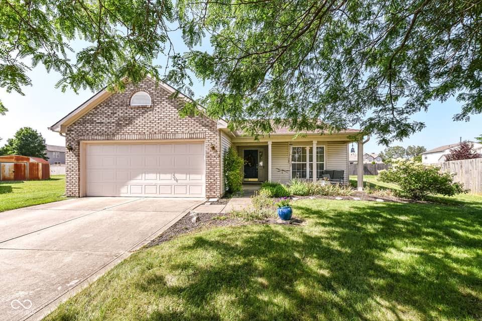 1214 Stonebridge Drive, Anderson, IN 46013, photo 1 of 28