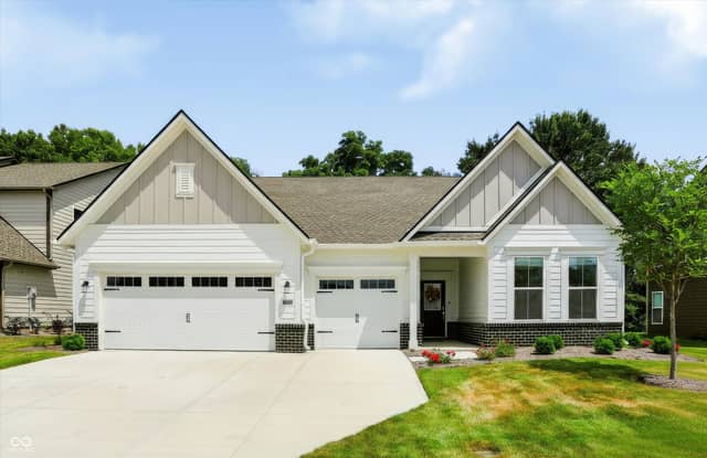 17030 Daly Drive, Noblesville, IN 46062, photo 2 of 39