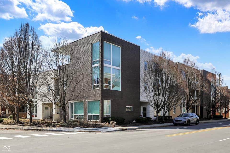 932 Broadway Street ## 15, Indianapolis