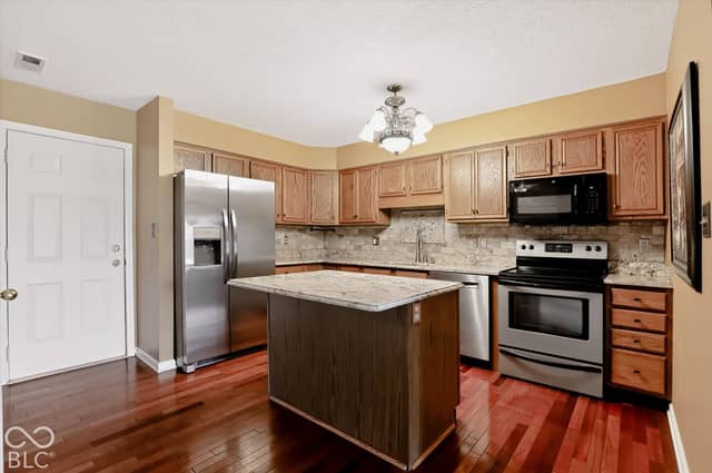 9127 Sea Oats Drive, Indianapolis, IN 46250, photo 5 of 45
