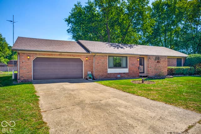 130 Brookside Court, Franklin, IN 46131, photo 4 of 50