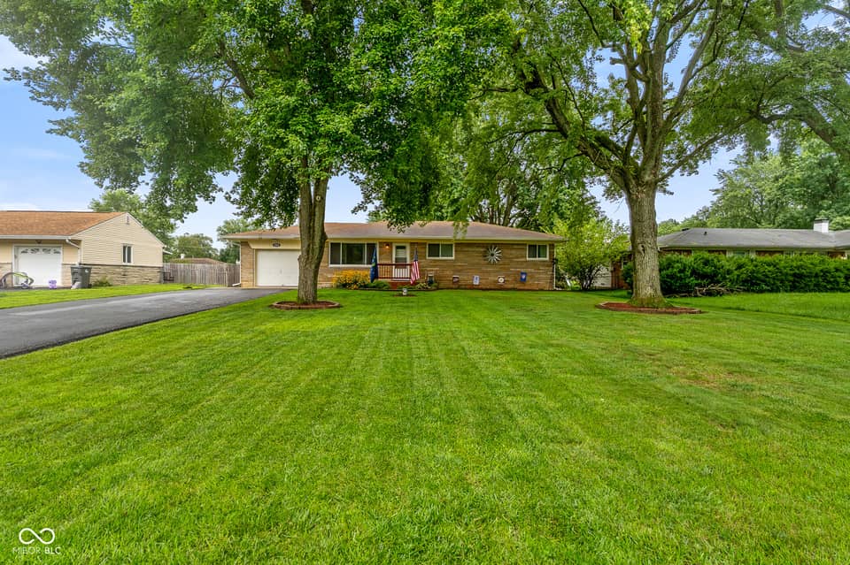4949 Brehob, Indianapolis