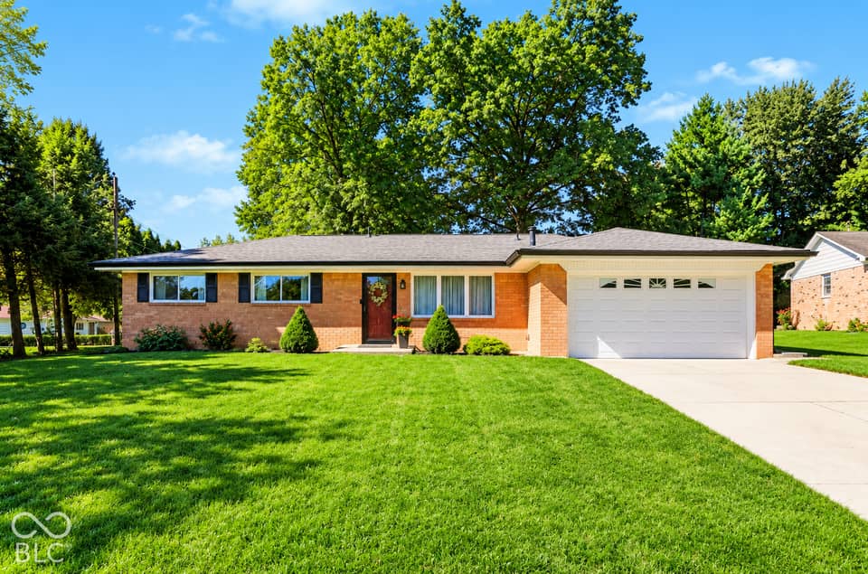 8150 Hi Vu Drive, Indianapolis, IN 46227, photo 1 of 28