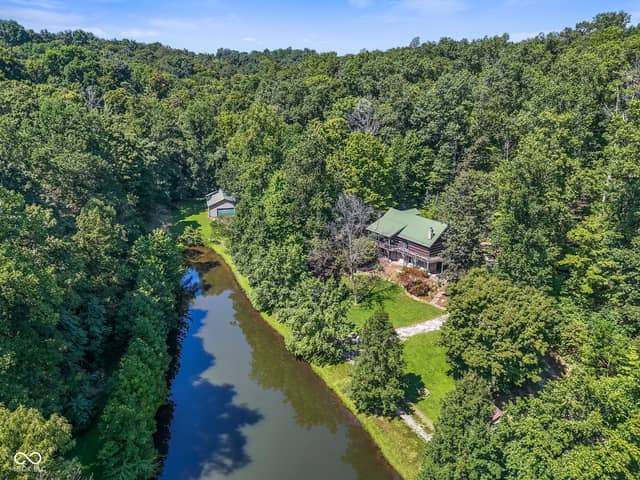 2100 S Denny Hill Road, Paragon