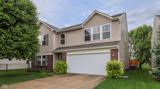 8017 Wildcat Run Lane, Indianapolis, IN 46239, photo 3 of 61