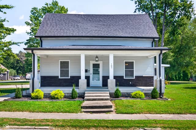 107 W College Street, North Vernon, IN 47265, photo 5 of 48