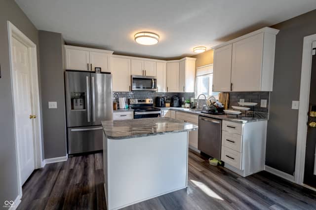 7339 Kita Drive, Indianapolis, IN 46259, photo 4 of 15