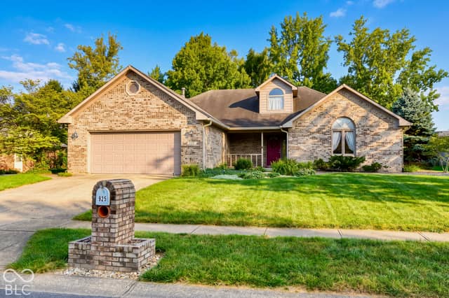 925 Texarkana Drive, Indianapolis, IN 46231, photo 2 of 27