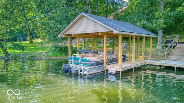 621 W Hemphill Drive, Nineveh, IN 46164, photo 2 of 25