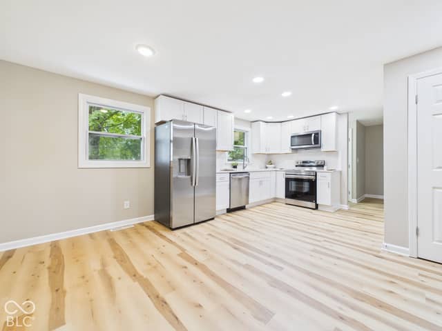 515 Hawthorne Avenue, Anderson, IN 46011, photo 5 of 44