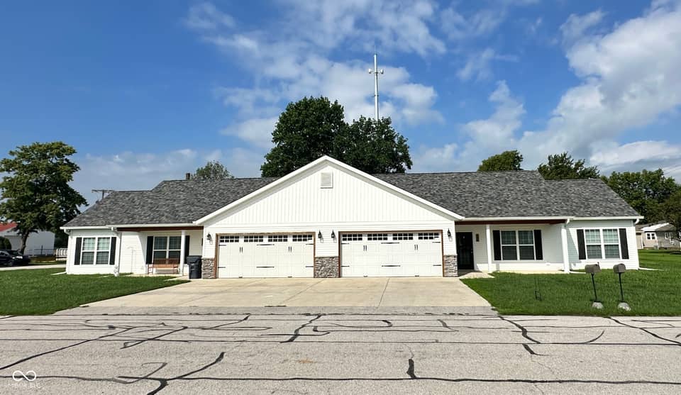 406 S Lincoln Avenue, Fowler