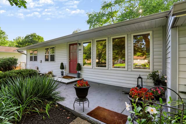 10814 Broadway Street, Carmel, IN 46280, photo 3 of 37