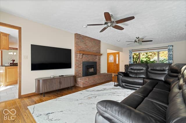 7420 Denton Circle, Indianapolis, IN 46256, photo 5 of 41