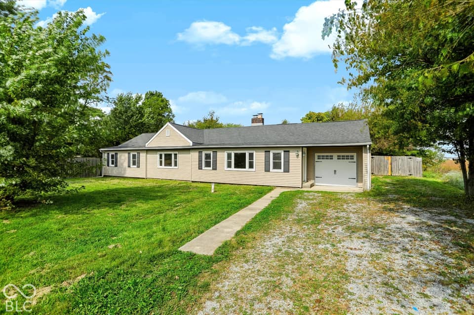 7036 E 300 S, Whitestown, IN 46075, photo 1 of 33