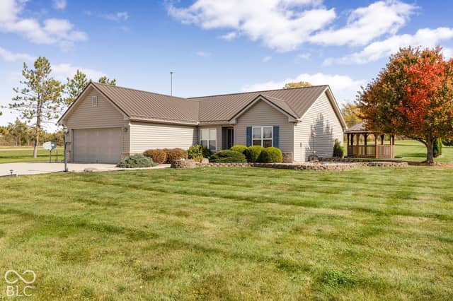 204 N 950 E, Greentown, IN 46936, photo 3 of 71