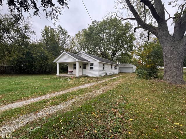411 N Spencer Drive, Alexandria, IN 46001, photo 3 of 14