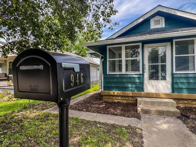946 N Somerset Avenue, Indianapolis, IN 46222, photo 3 of 22