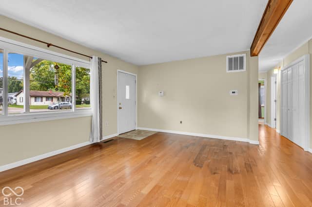 304 E Park, Plainfield, IN 46168, photo 5 of 24