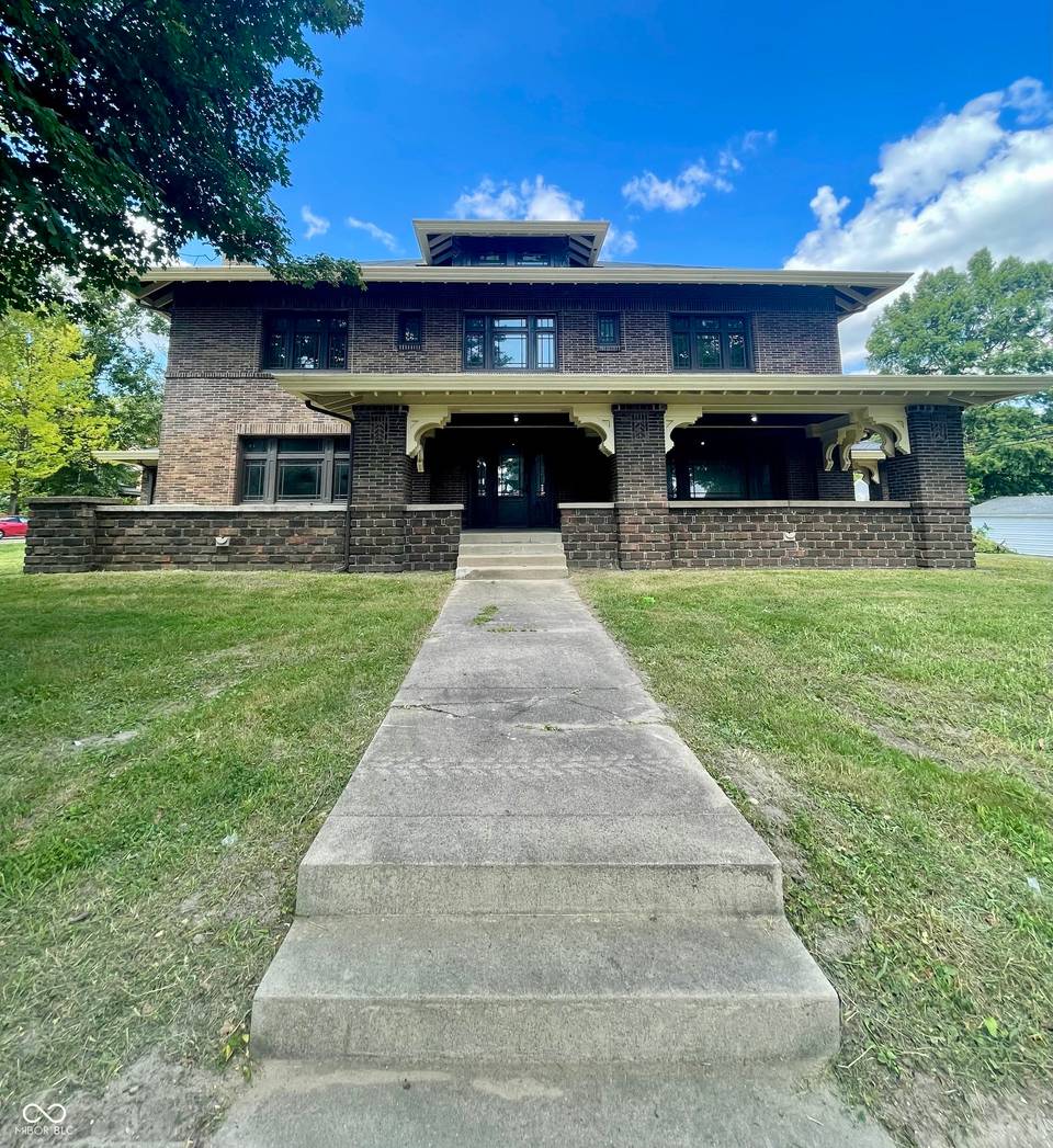 110 E Harrison Street, Martinsville
