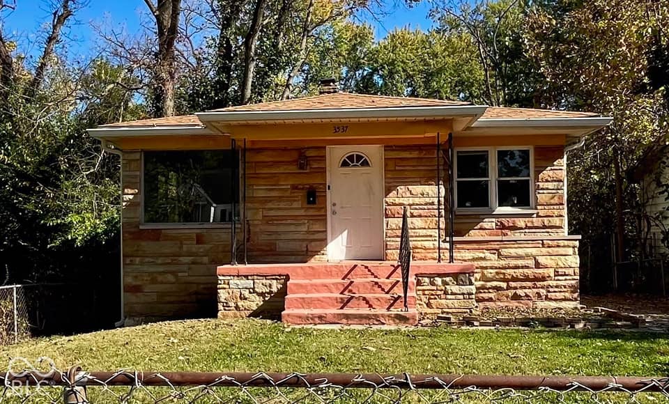 3537 N Gale Street, Indianapolis, IN 46218, photo 1 of 28