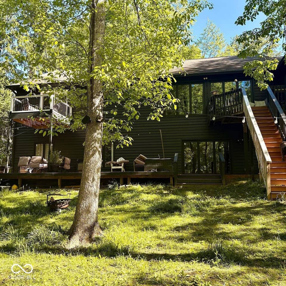 8923 Woodacre Lane, Indianapolis