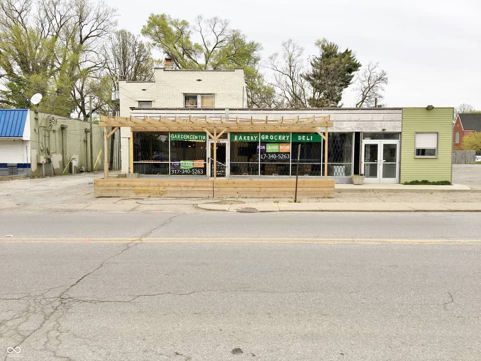 2828 E 10th Street, Indianapolis