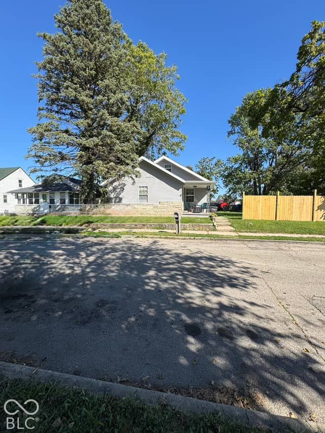 908 S Blaine Avenue, Muncie, IN 47302, photo 5 of 4