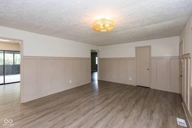10045 N Balfer Drive E, Fortville, IN 46040, photo 5 of 23