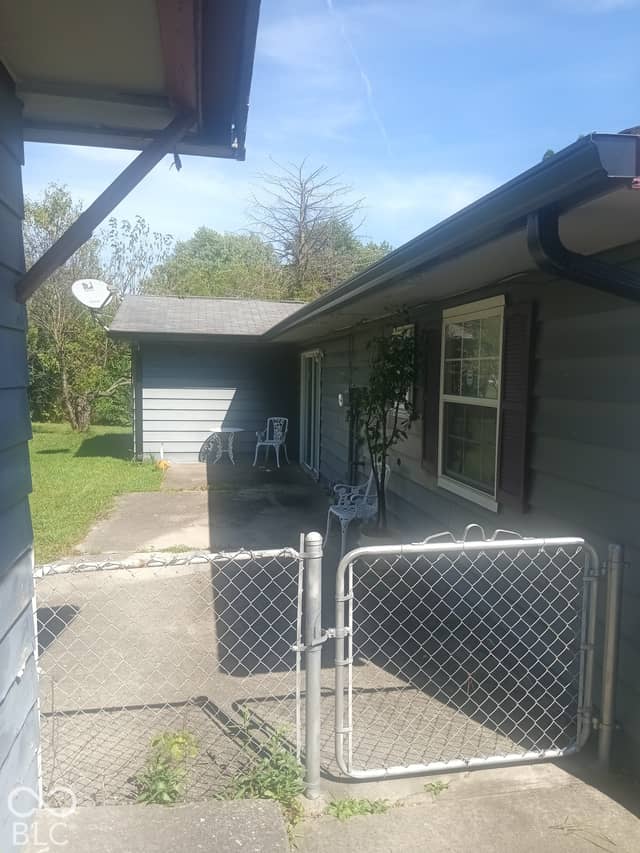 3944 Kivet Court, Indianapolis, IN 46235, photo 5 of 21