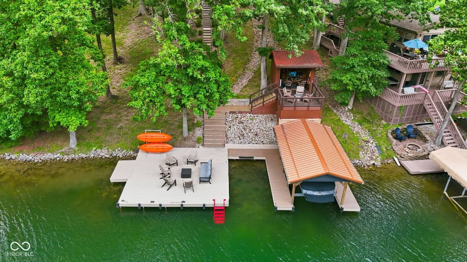7215 Lion Drive, Nineveh