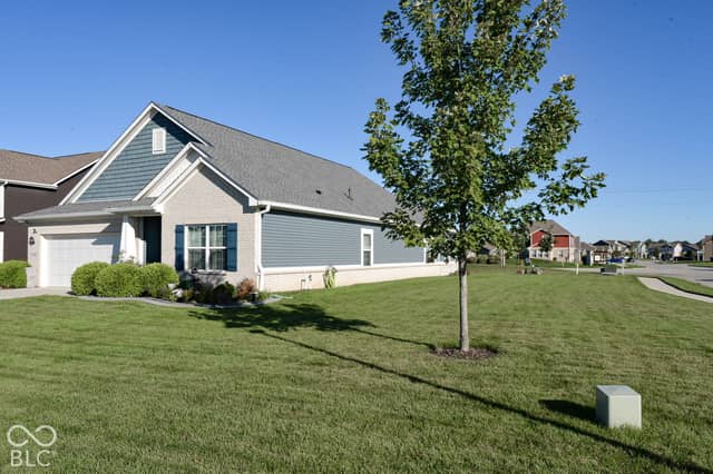 6798 W Wintergreen Court, McCordsville, IN 46055, photo 3 of 31