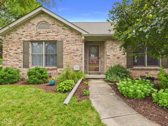 1413 N Fairview Avenue, Alexandria, IN 46001, photo 3 of 25