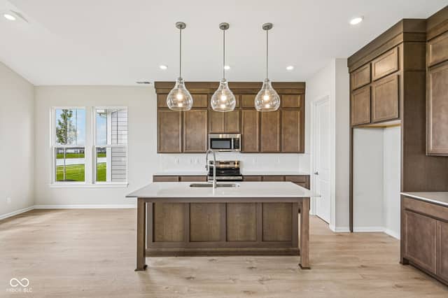 15940 Tharp Woods Drive, Fishers, IN 46037, photo 3 of 51