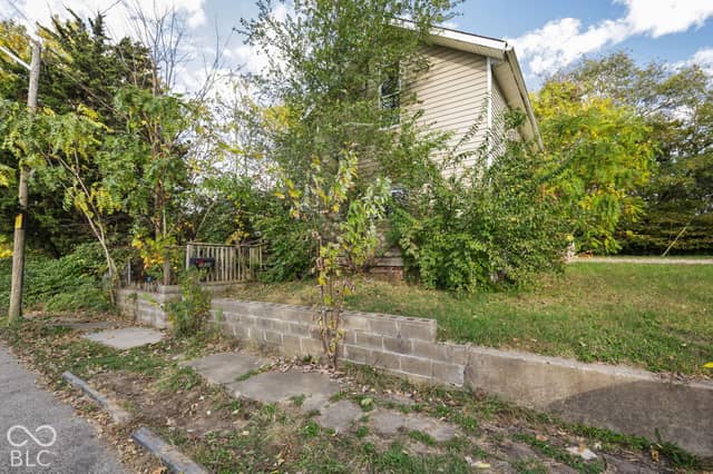 1733 Olive Street, Indianapolis, IN 46203, photo 2 of 30