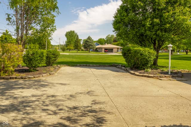745 N Madison Street, Fortville, IN 46040, photo 5 of 40