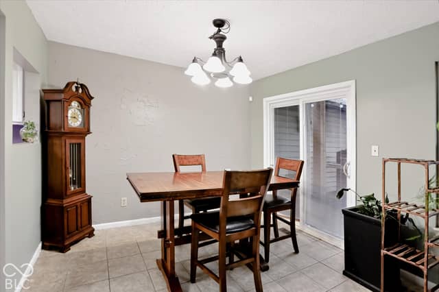 7670 Eagle Valley Pass, Indianapolis, IN 46214, photo 5 of 22