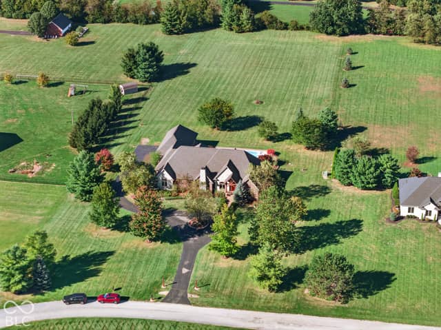 9202 Compton Farm Lane, Indianapolis, IN 46259, photo 2 of 93