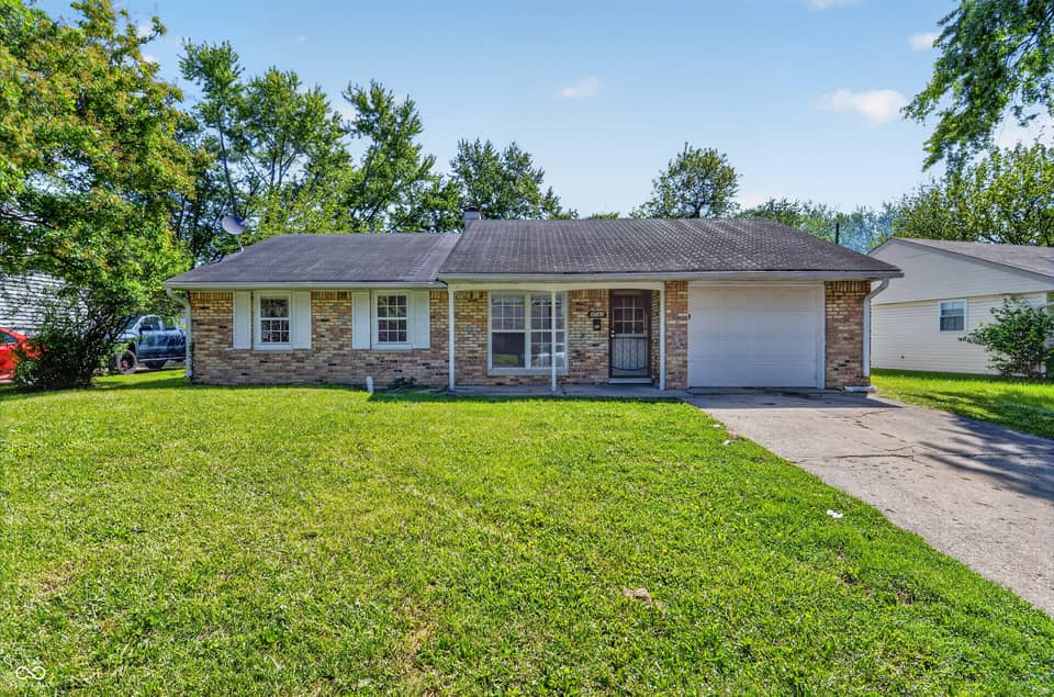 4043 Alsace Place, Indianapolis, IN 46226, photo 1 of 37