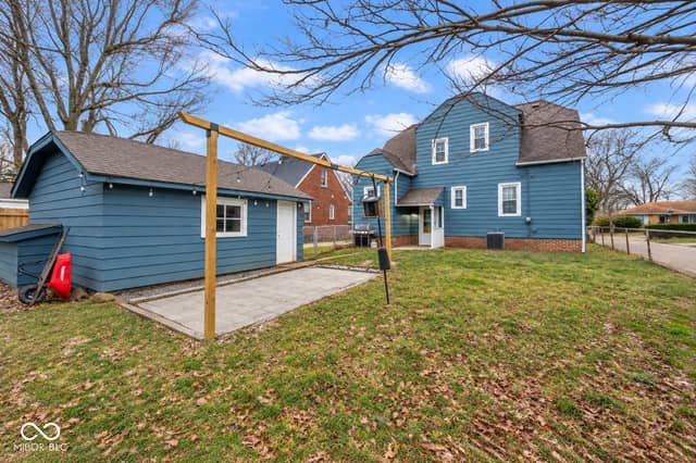 31 S Whitcomb Avenue, Indianapolis, IN 46241, photo 3 of 37