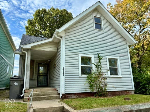 217 E Morris Street, Indianapolis, IN 46225, photo 2 of 20