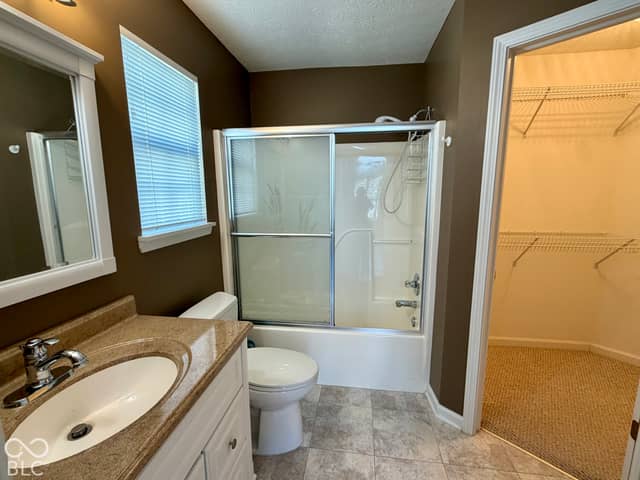 5835 Oberlies Way, Plainfield, IN 46168, photo 4 of 23