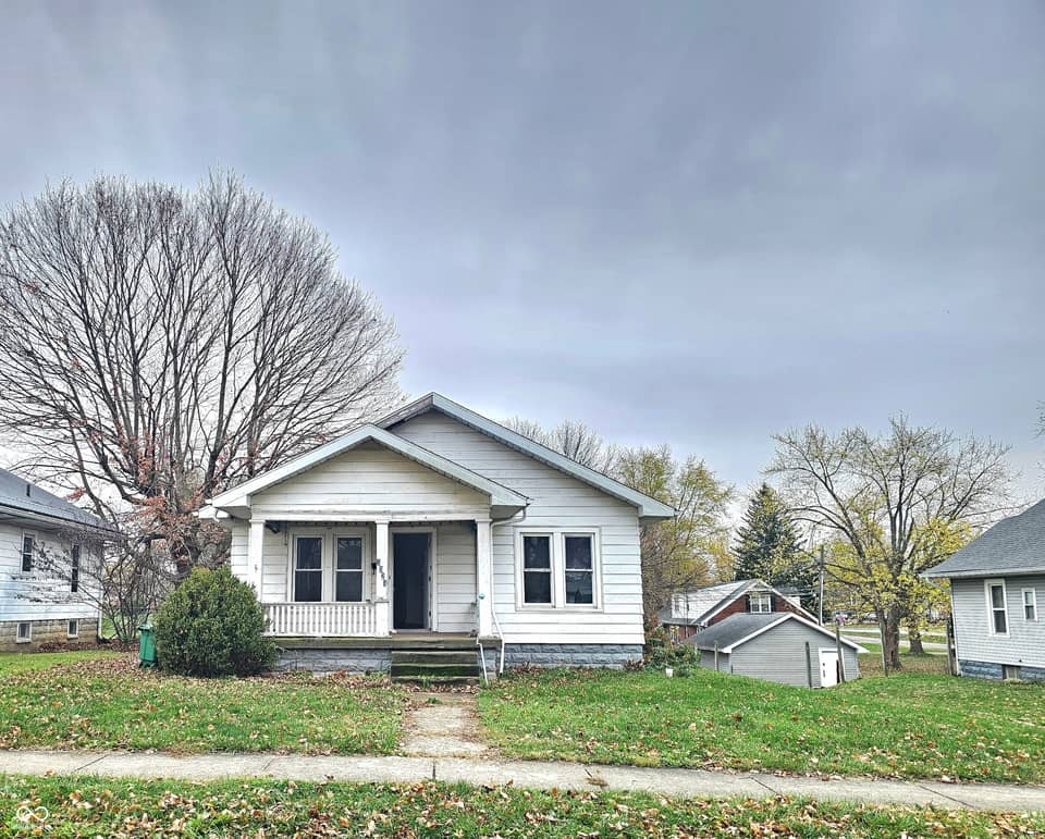 1324 J Avenue, New Castle