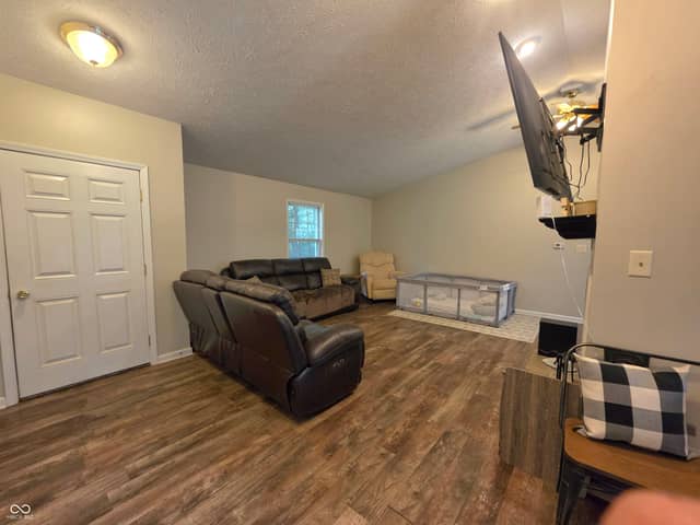 1281 NE Kiowa Cove, Greensburg, IN 47240, photo 3 of 23