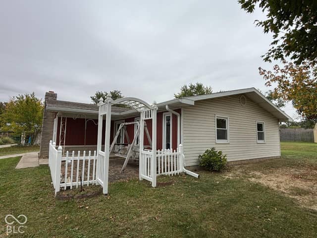 210 Hillside Drive, Hartford City, IN 47348, photo 5 of 33