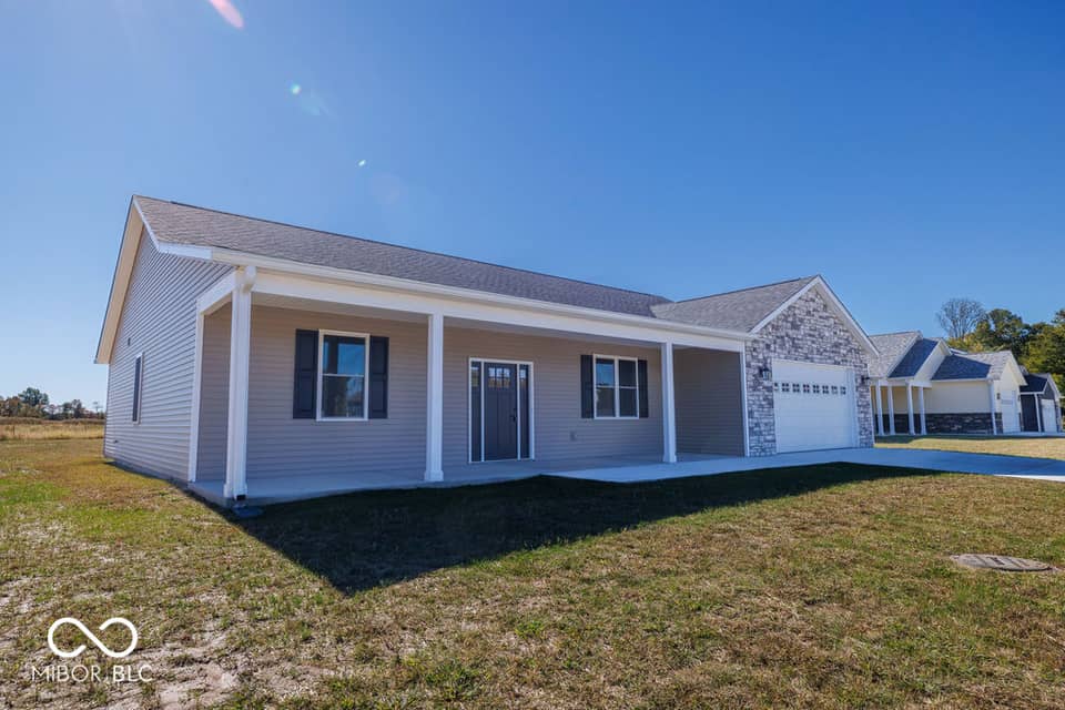 106 Pin Oak Road, Spencer, IN 47460, photo 1 of 36