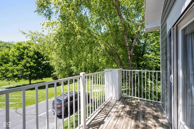 1112 Shadow Ridge Road, Indianapolis, IN 46280, photo 4 of 70