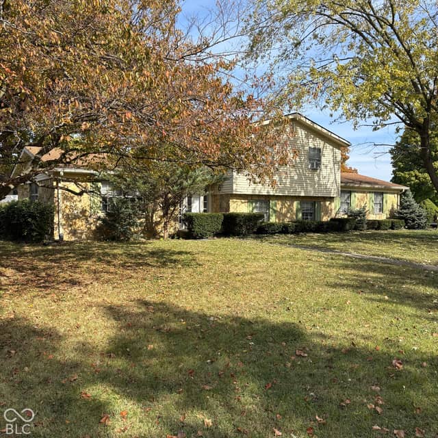 7416 Radburn Circle, Indianapolis, IN 46214, photo 2 of 15